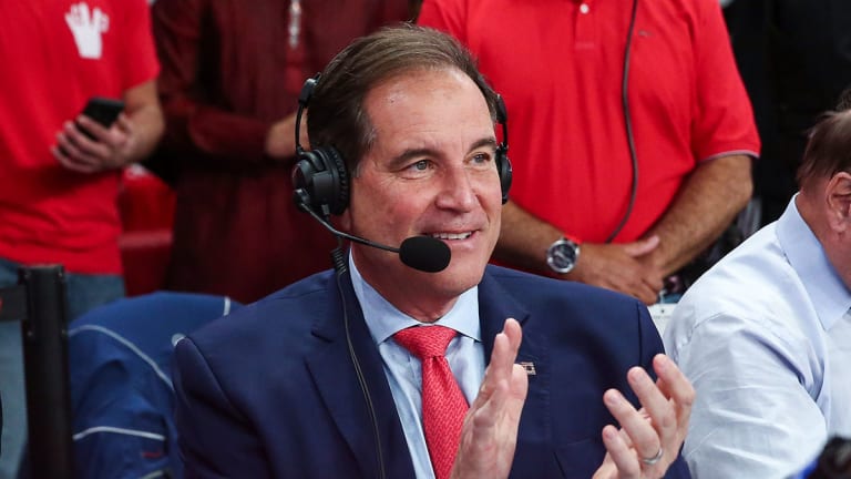 Jim Nantz Tells a Classic Phil Mickelson Fantasy Football Story